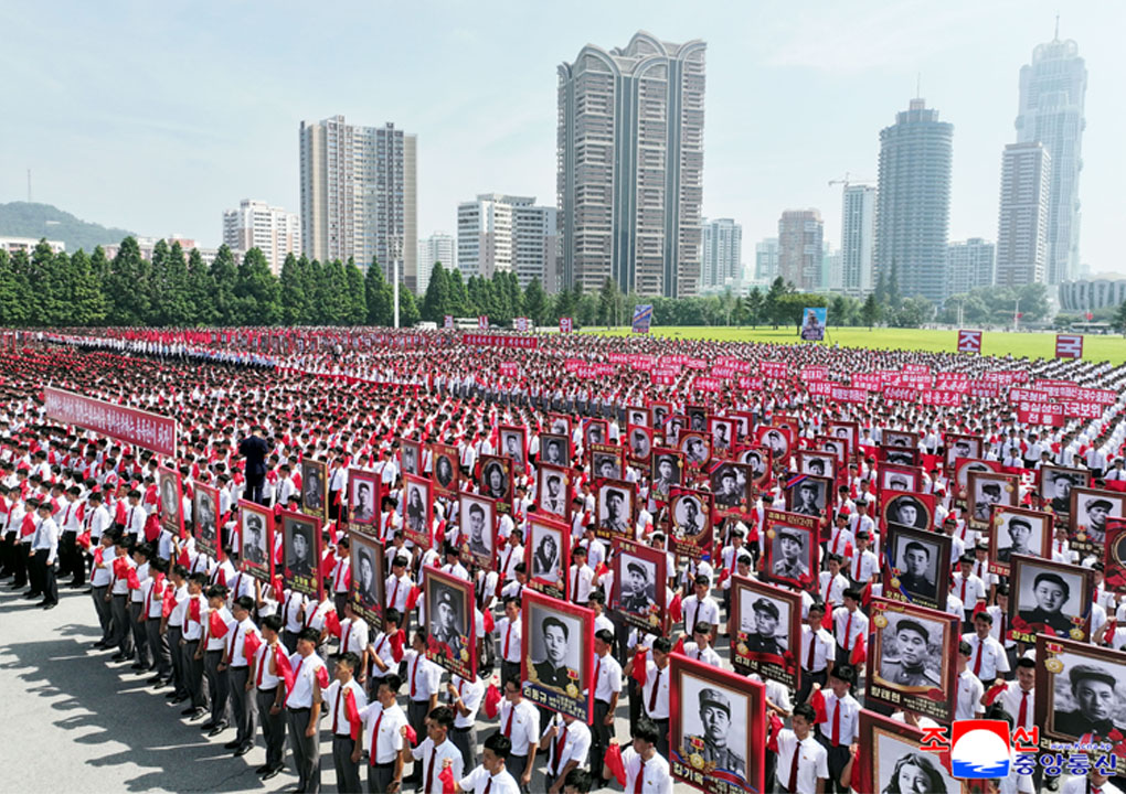11-조국해방전쟁승리72돐 성대히 경축